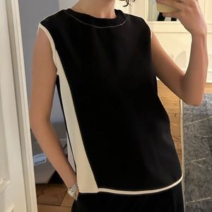 Asymmetrical black and white Zara tanktop, new with tags, size XS!